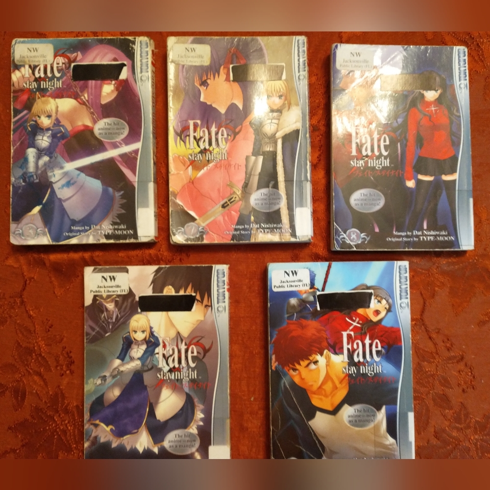 Fate/Stay Night Manga lot of 5 volumes